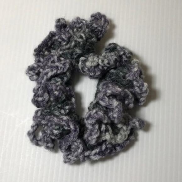 NWT Purple Gray Handmade Crocheted Hair Scrunchie by Dawny - Picture 2 of 3